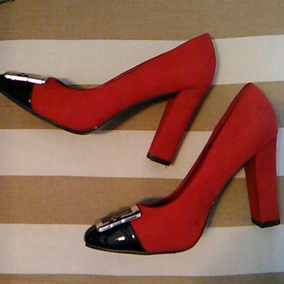 Versona Accessories Red and Black Heels - Picture 3 of 10